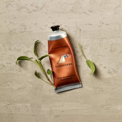 Crabtree & Evelyn Gardeners shea butter ingredient close-up emphasizes conditioning properties for dry hands.