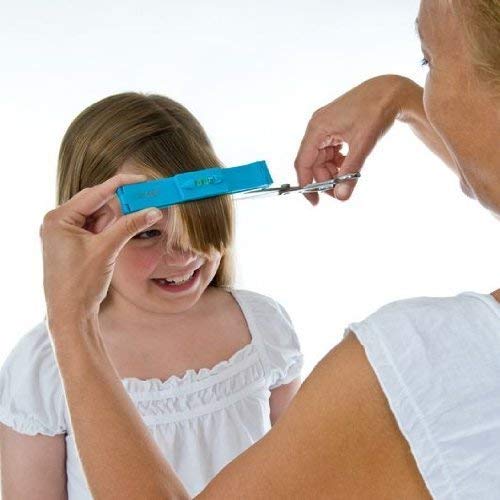 CreaClip Original Set layer-trim demonstrates precise layer shaping at home.