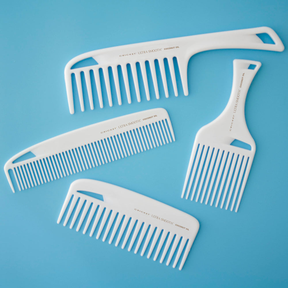 Cricket Detangler Comb offering a smooth glide without snagging