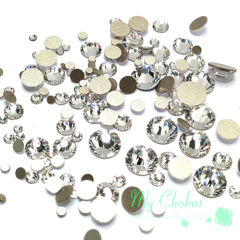 Crystal-Wholesale Austrian Clear 001 flatbacks for nail art with brilliant sparkle.