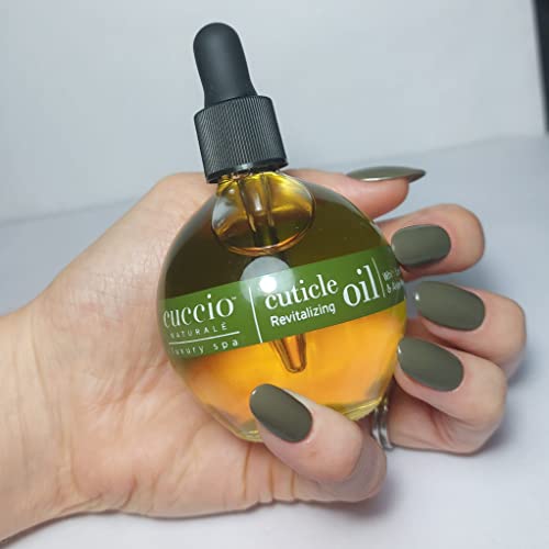 Cuccio Naturale White Limetta Aloe Vera essence highlights natural ingredients.