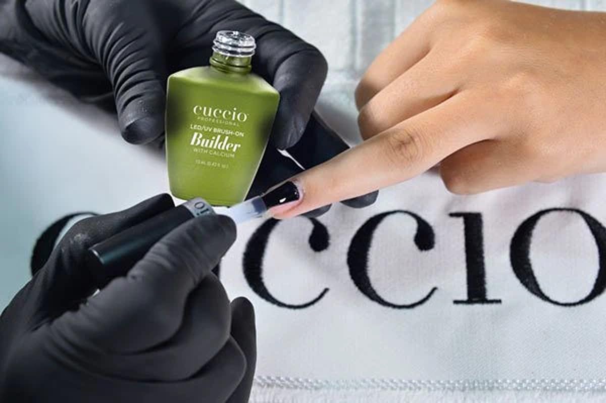Cuccio Pro builder gel delivers long-lasting, chip-resistant manicure