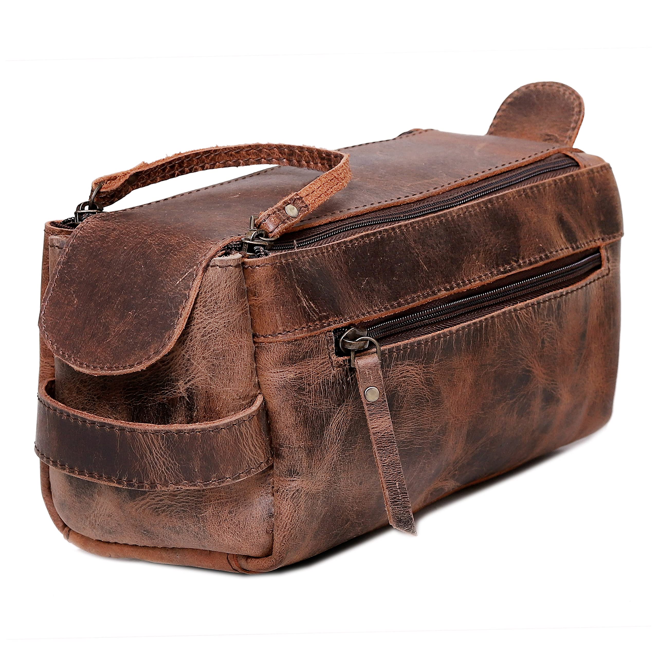 Cuero premium buffalo leather toiletry bag closeup showing rich patina and texture