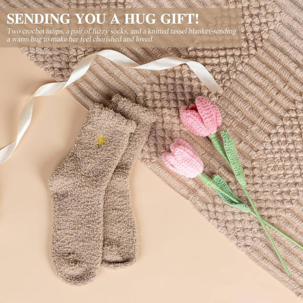 CuriBox knit tulips and heart add charming, affectionate decor to any space.