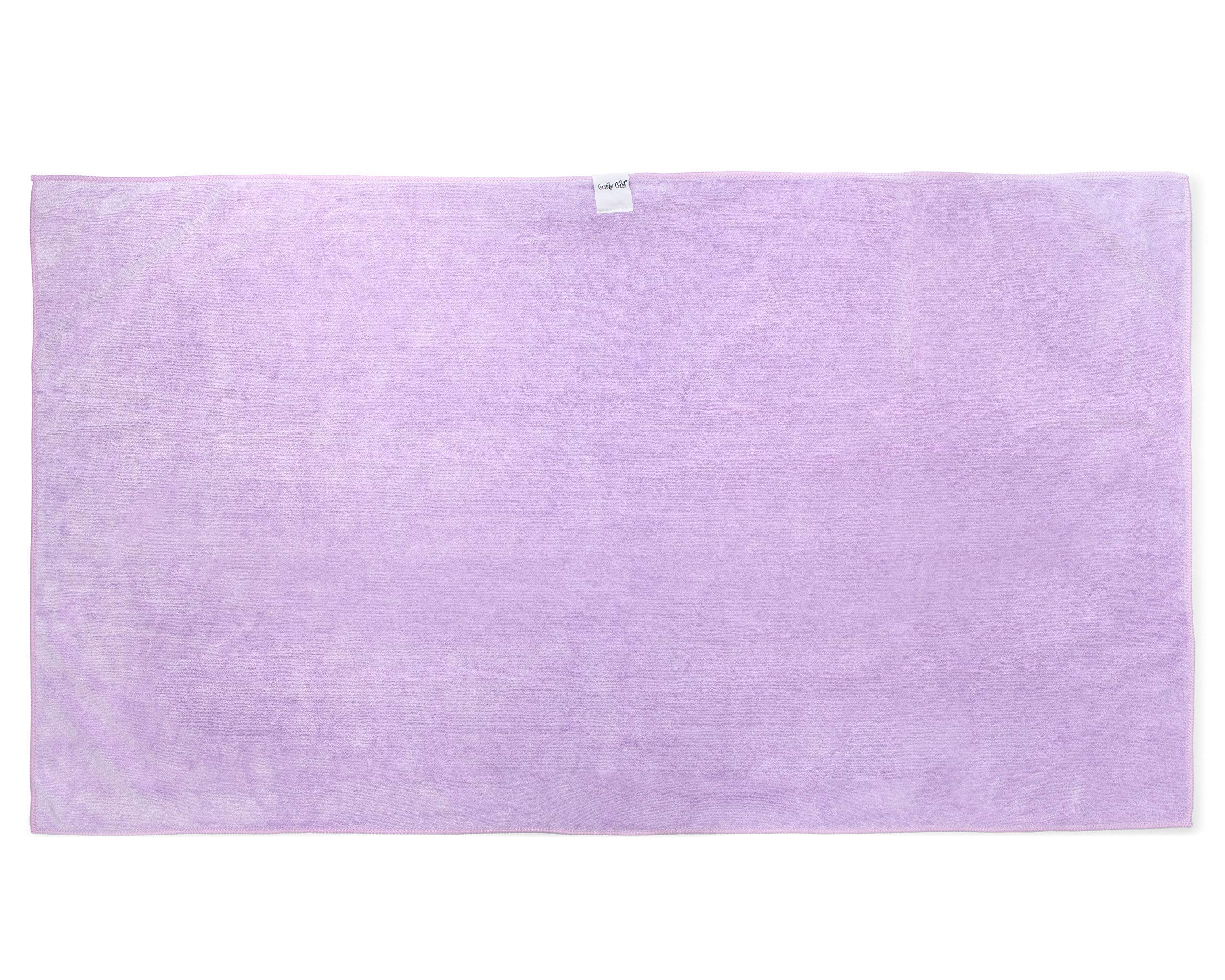 Curly Girl towel-absorbent-microfiber texture captures rapid water absorption for curls.