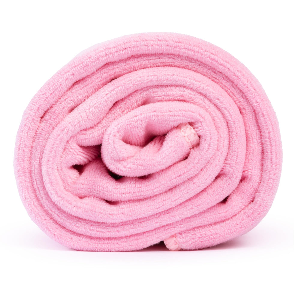 Curly Girl Towel for women with curls reduces frizz during drying.