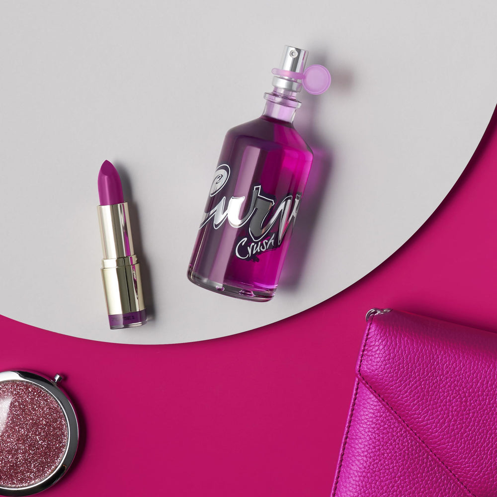 Curve Crush gift-set box on display, ready for gifting and self-care.