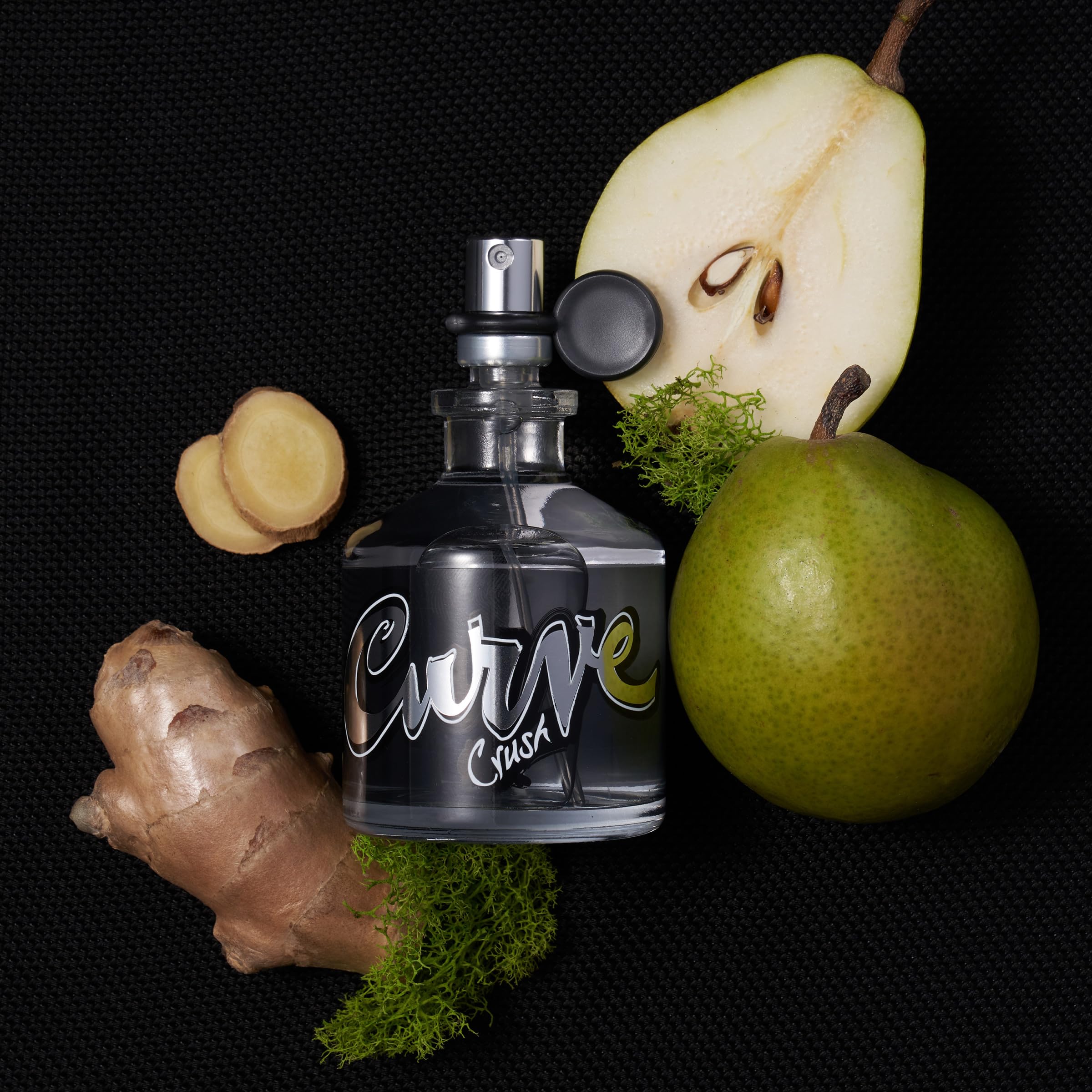 Curve Crush top notes pear ginger oakmoss showcase fresh fragrance profile