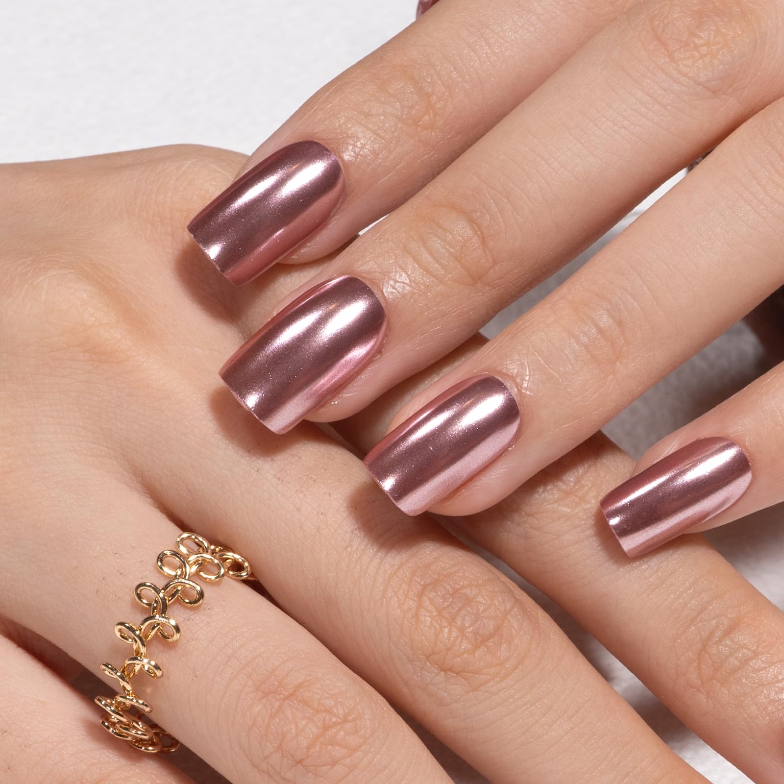 Curvlife long-lasting press-on nails endure daily typing and chores