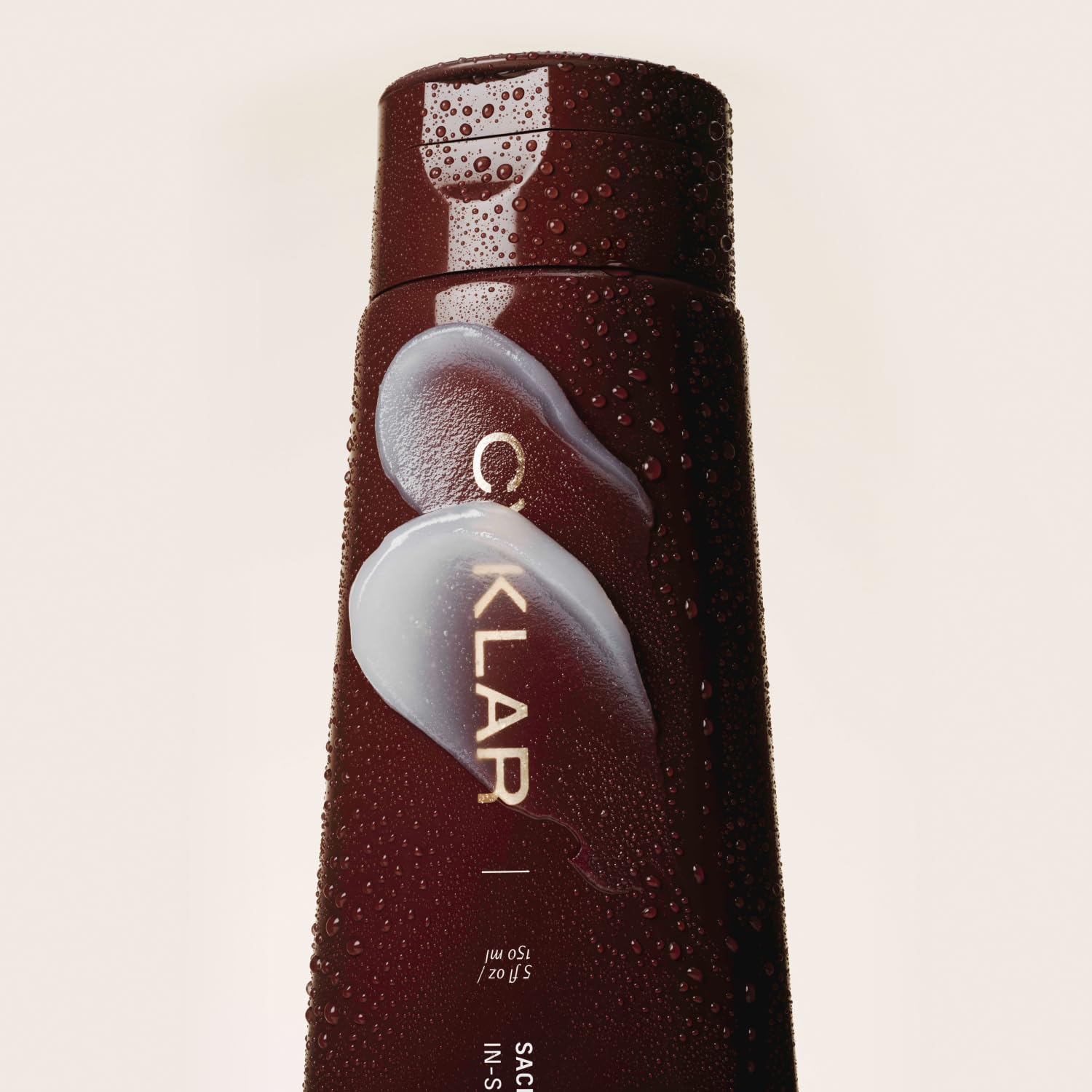 CYKLAR After-shower use shows a soft, hydrated glow