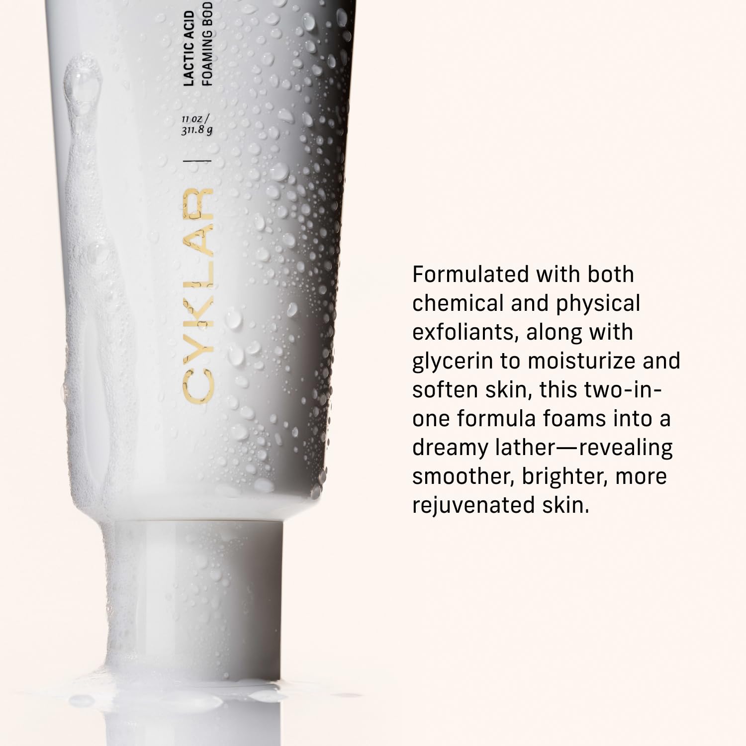CYKLAR Cyklar pumice texture close-up highlighting physical exfoliation action.