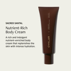 Cream texture close-up showing thick, non-greasy finish for dry or sensitive skin.