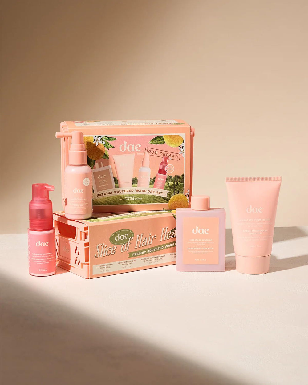 DAE Freshly Squeezed Wash Set shampoo bottle offers a refreshing cleanse.
