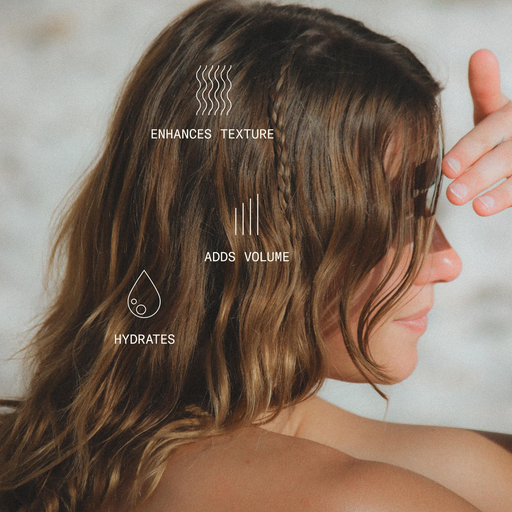 DAE Hibiscus Wave Spray buildable-volume shows instant lift without heaviness.