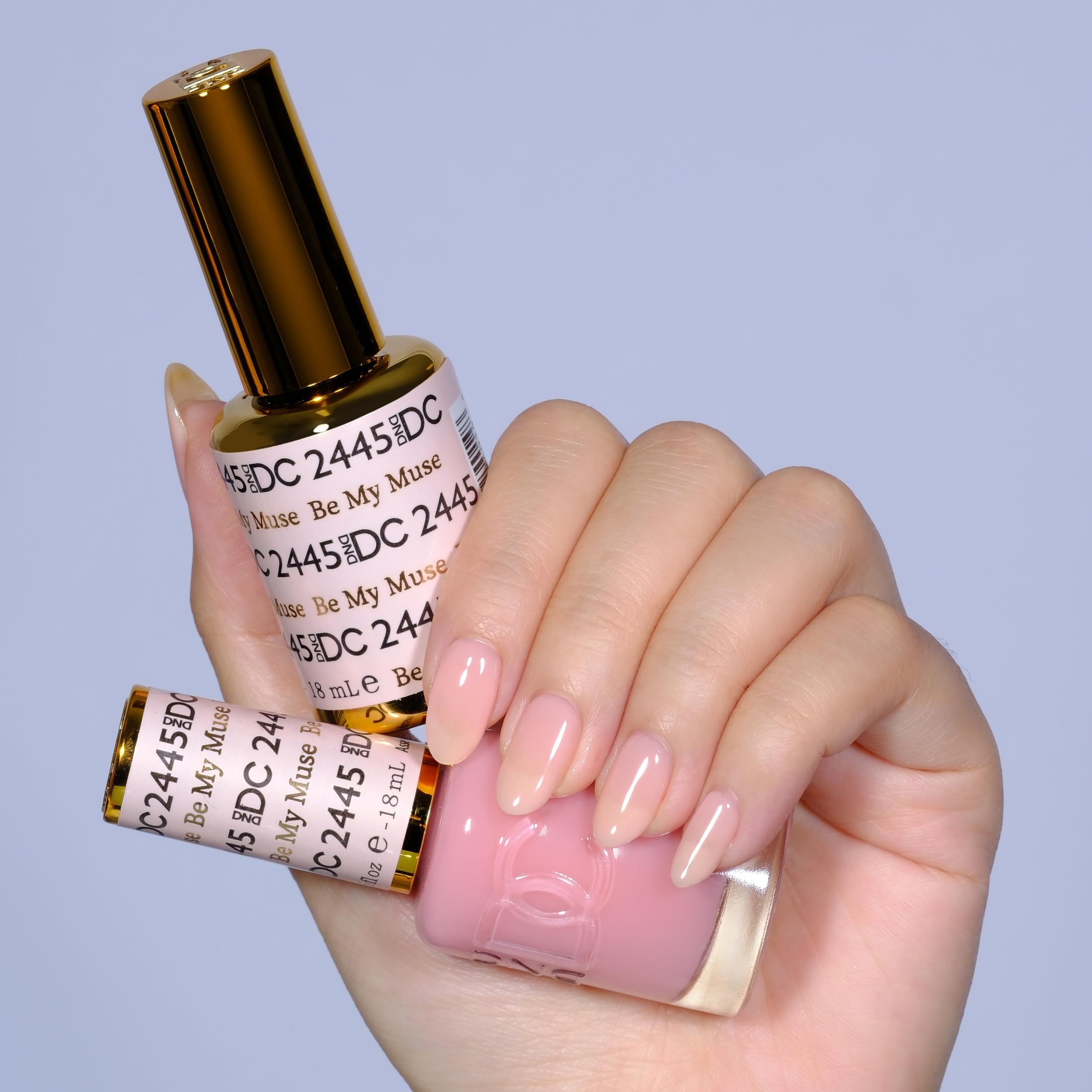 DAISY DND Be My Muse 2445 gel polish with 3-week wear preview.