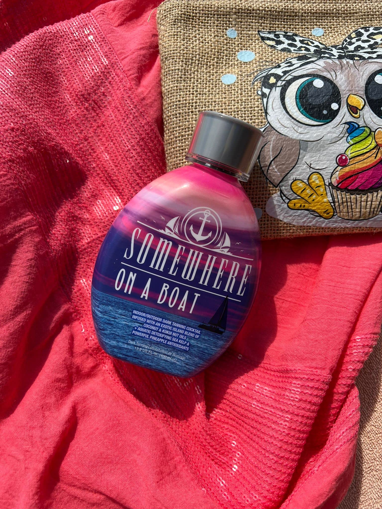 DARK TANS EXCLUSIVE Somewhere On A Boat lotion in use demonstrates non-staining coverage on skin.