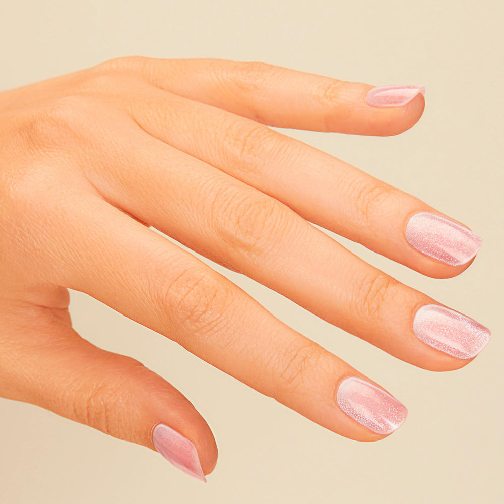 Dashing Diva Glaze Ballerina Blush strip-pack laid flat to reveal 32 semi-cured strips for easy choice.