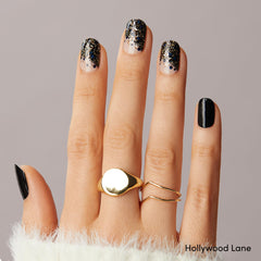 Dashing Diva gloss nail strips glossy finish close-up demonstrates chip-resistant wear.