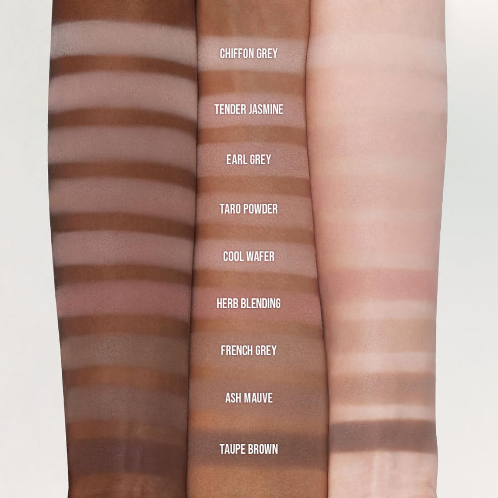 dasique Shadow Palette 13 blending shade swatch for seamless transitions and soft edges.