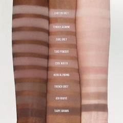 dasique Shadow Palette 13 blending shade swatch for seamless transitions and soft edges.