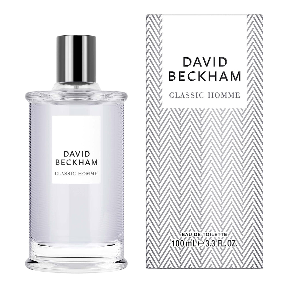 David Beckham Classic Homme EDT spray action for on-the-go fragrance.