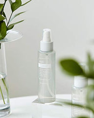 DearKlairs Fundamental Ampoule Mist fine mist spray offers even coverage for quick hydration.