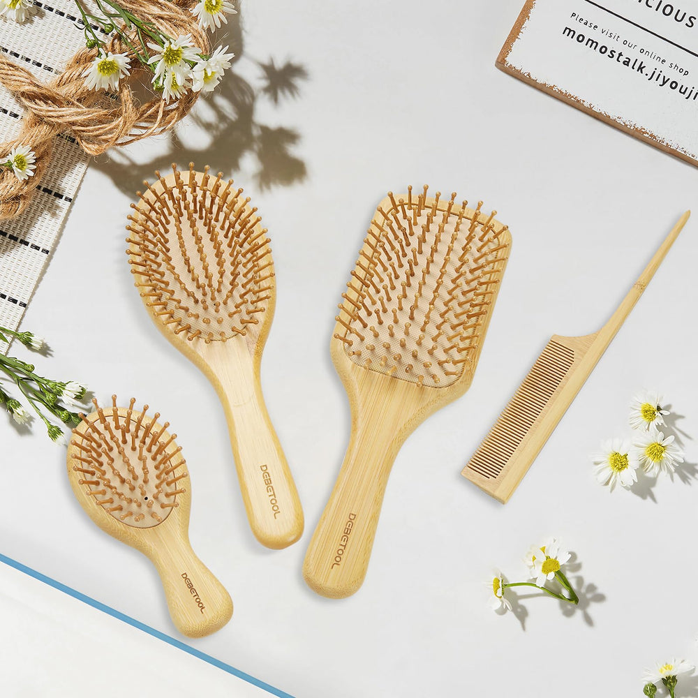 DEBETOOL bamboo comb on wet hair demonstrating gentle detangling without breakage.