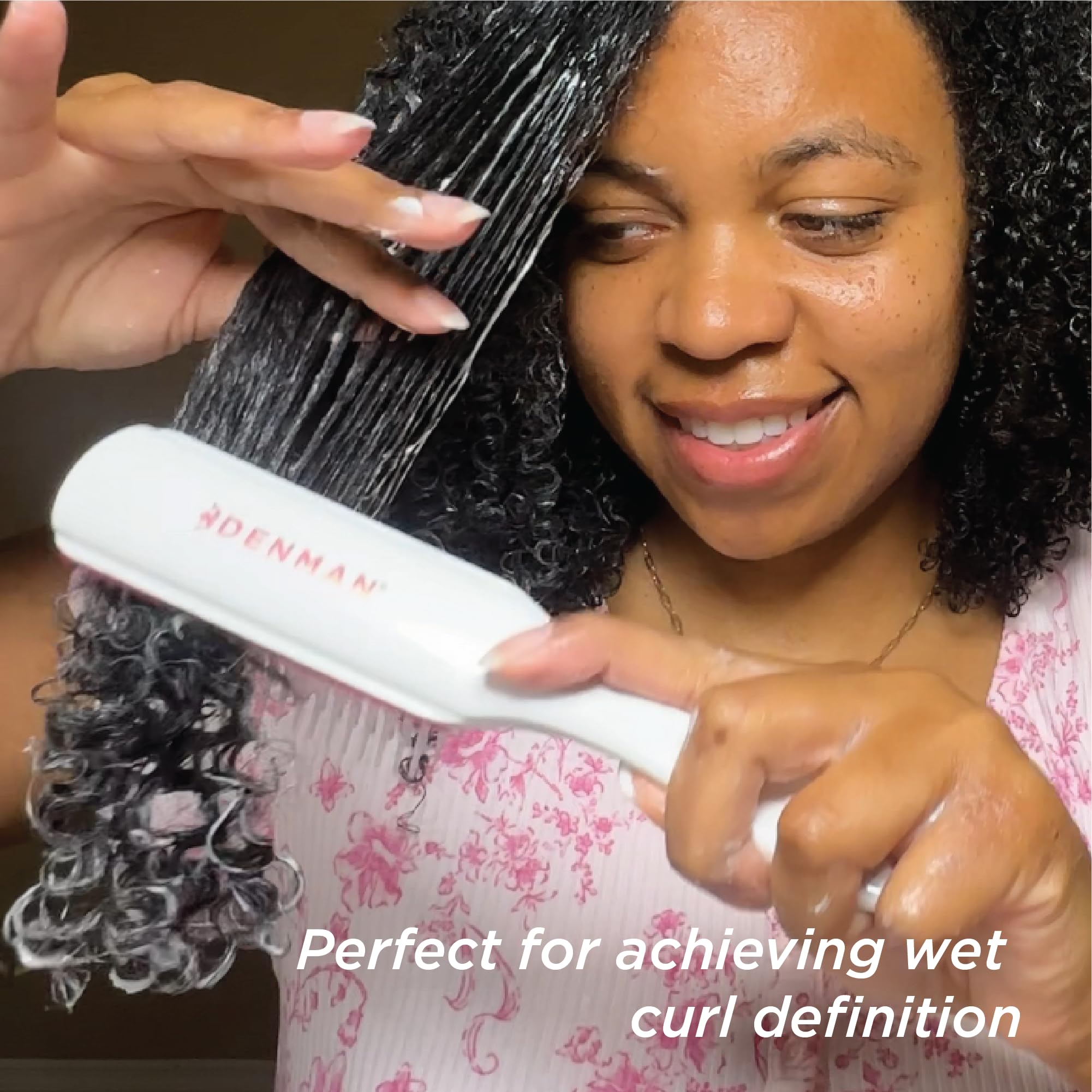 Denman D3 black ergonomic design adds elegance while simplifying curl shaping