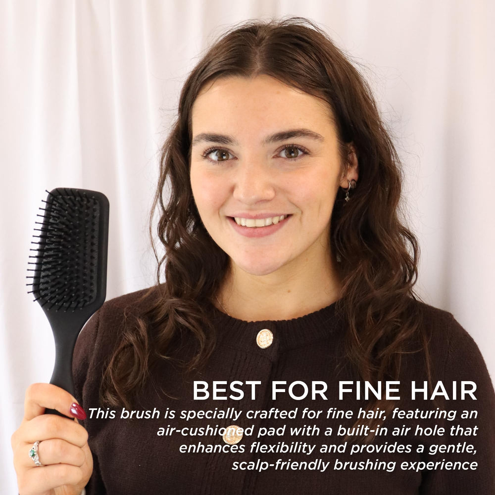 Denman D84 detangles wet and dry hair with smooth finish.