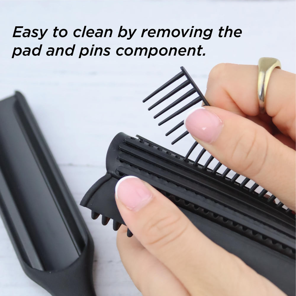 Denman Jack Dean D3 all-black wet-hair-use image emphasizes detangling before styling