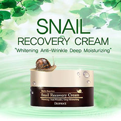 Deoproce snail recovery cream texture close-up for smooth, comfortable application.