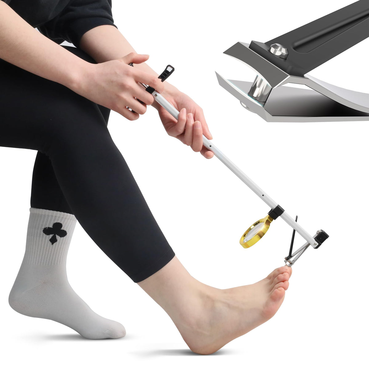 DEPSUNNY long-handled toenail clipper foldable design enables easy storage and travel.