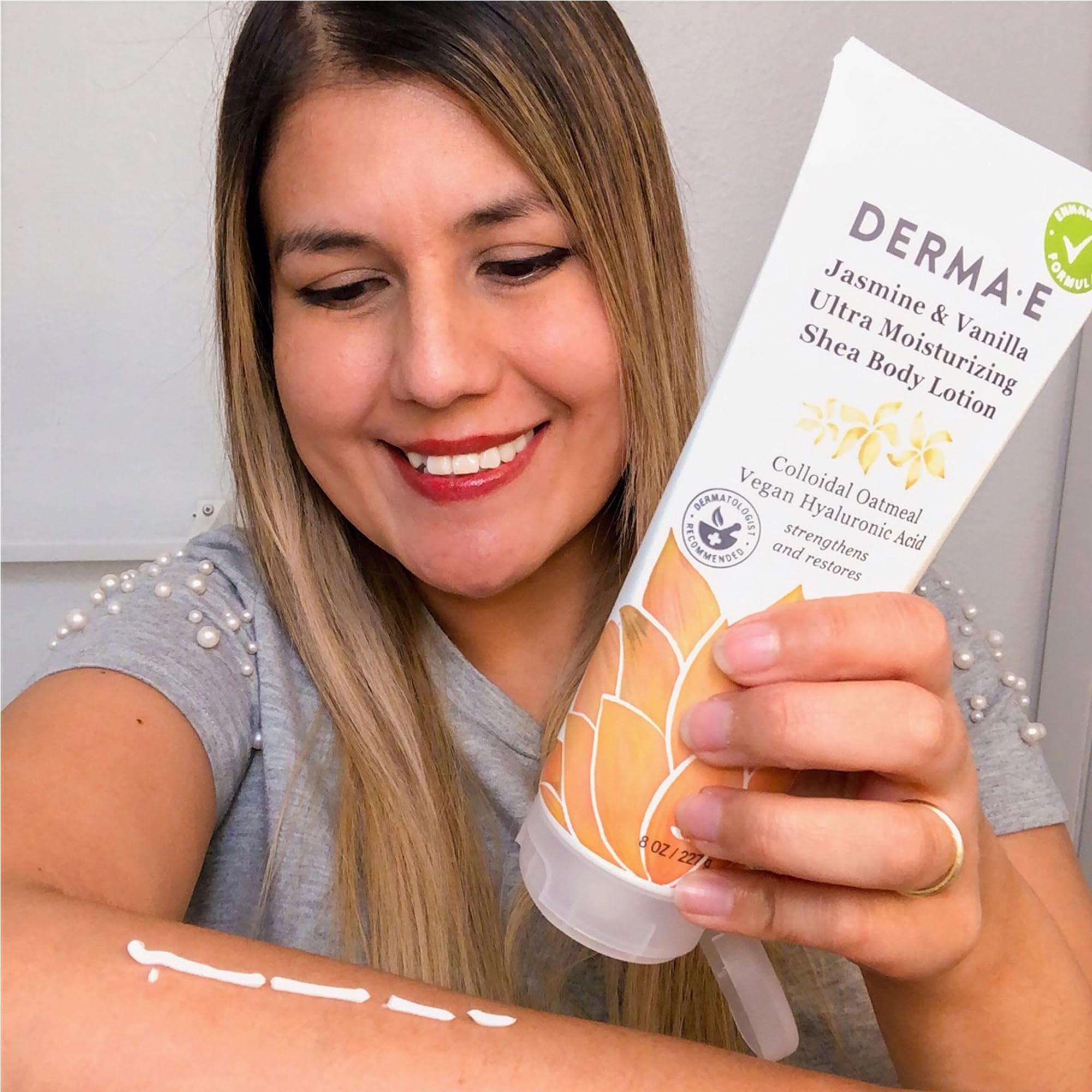 Derma E Jasmine and Vanilla application on elbows and knees – targets dry patches
