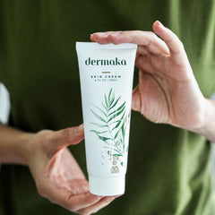 Dermaka Chamomile and Green Tea ingredients highlight calming blend