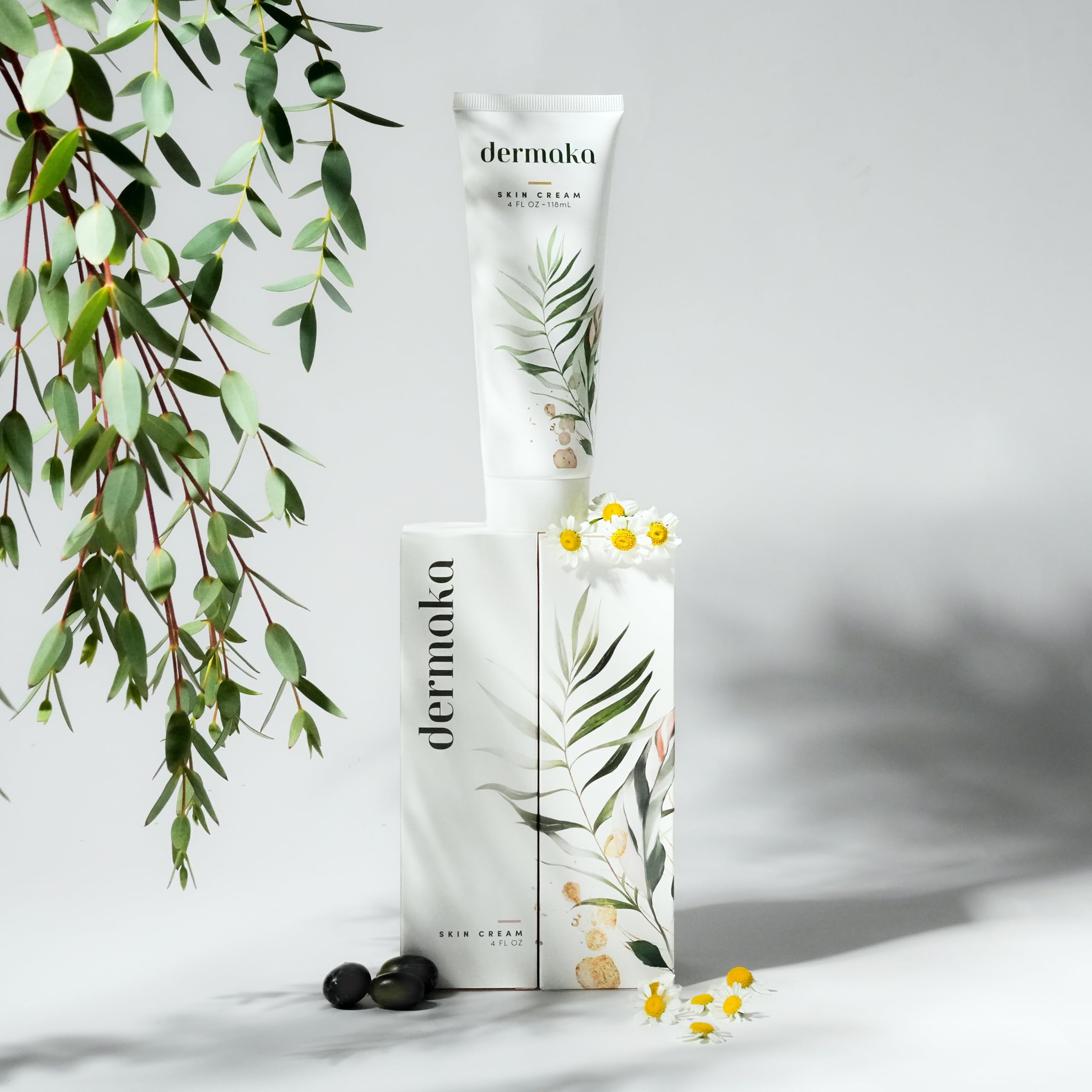 Dermaka non greasy finish on skin suggests fast absorption