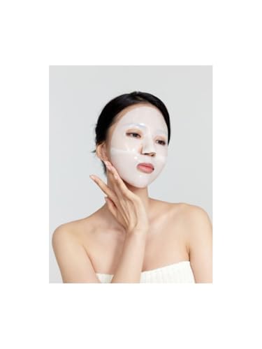 DERMAL Collagen Hydrogel Mask on skin demonstrates transparent absorption and active ingredient penetration.