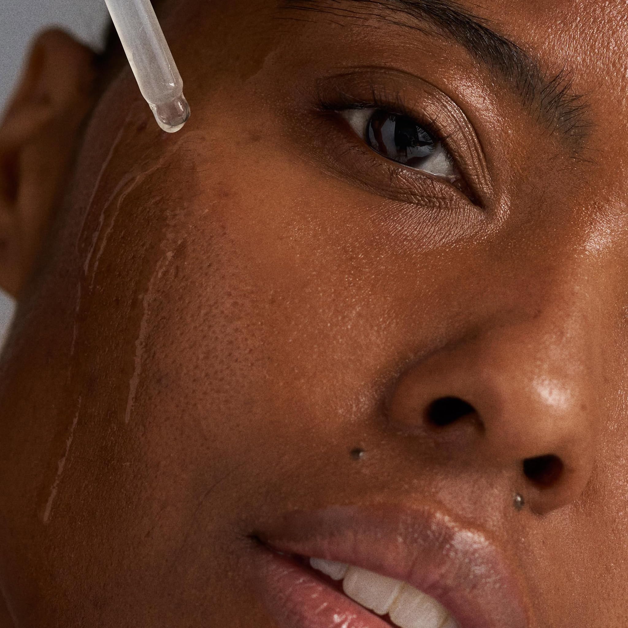 Dermalogica Polyglutamic Acid hydration-boost image highlights moisture retention