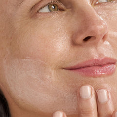 Dermalogica Super Rich Repair packaging display indicating premium anti-aging care.
