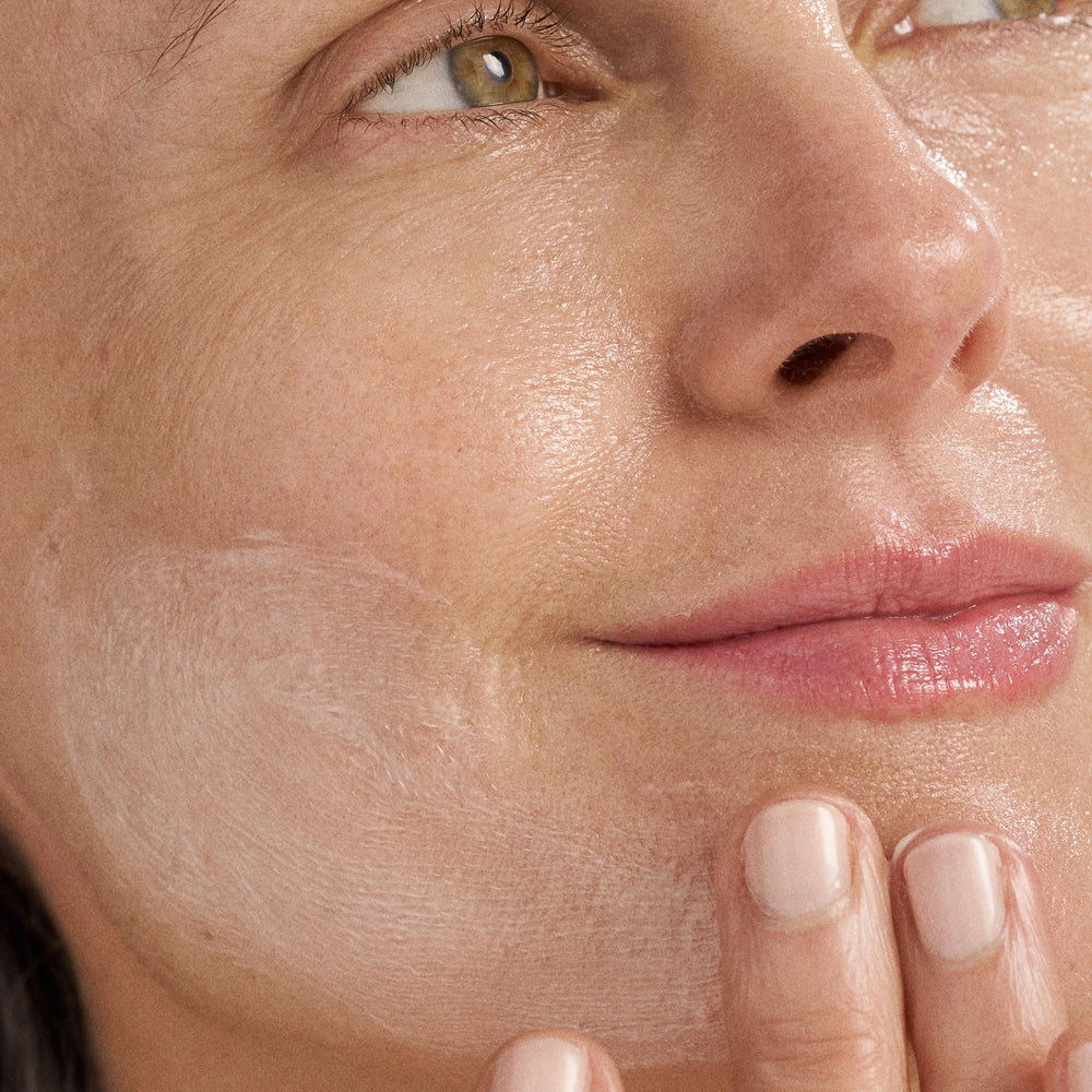 Dermalogica Super Rich Repair ingredients with shea butter for barrier support and moisturization.