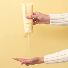 Design.Me BOUNCE.ME cream texture swatch demonstrates buildable hold and soft definition.