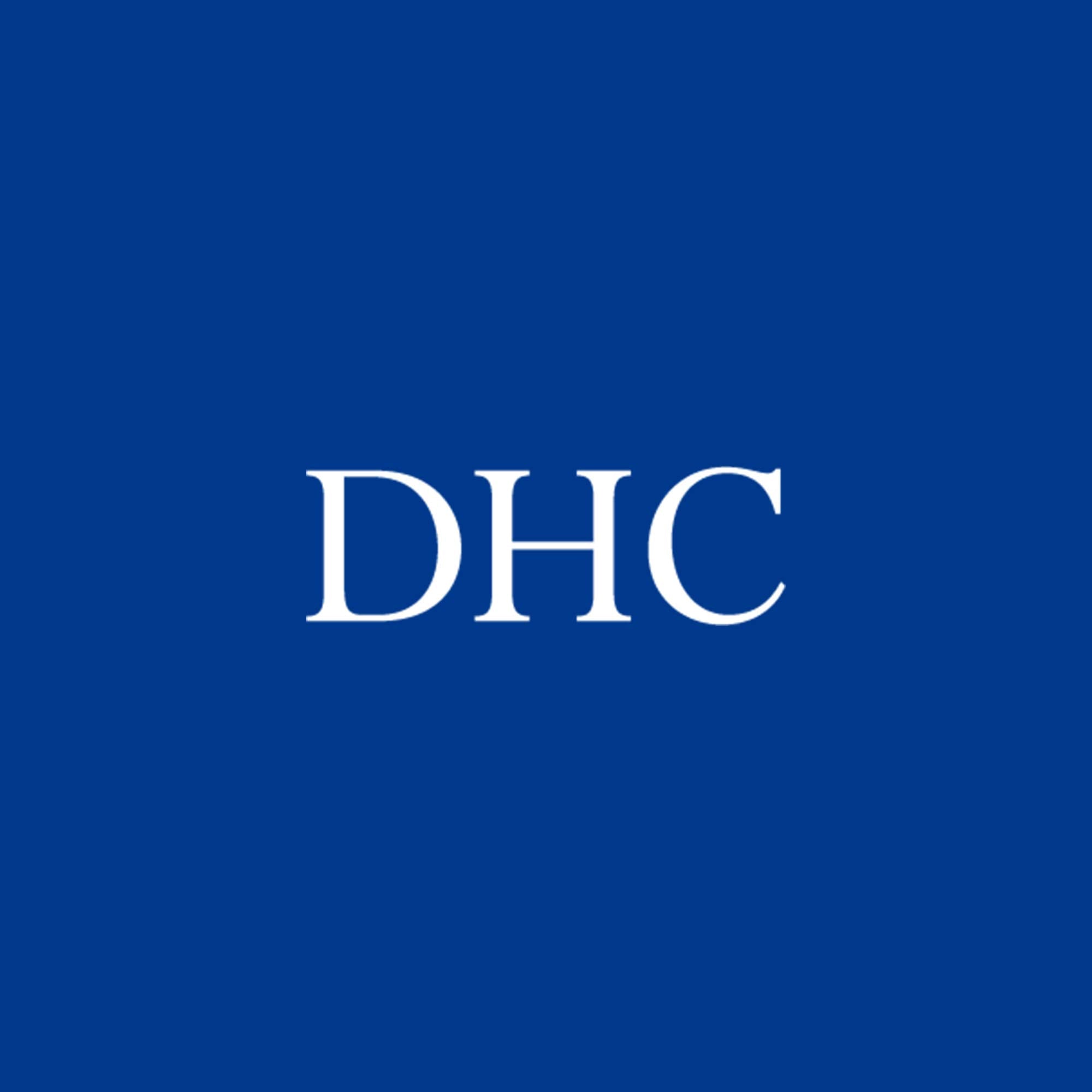 DHC CoQ10 gel on model skin demonstrates suitability for all skin types.