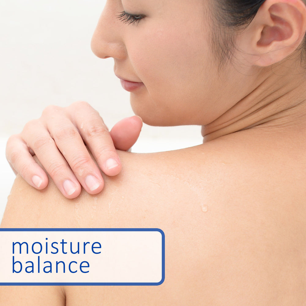 Dial Mountain Fresh soap foam detail emphasizing refreshing cleanse.