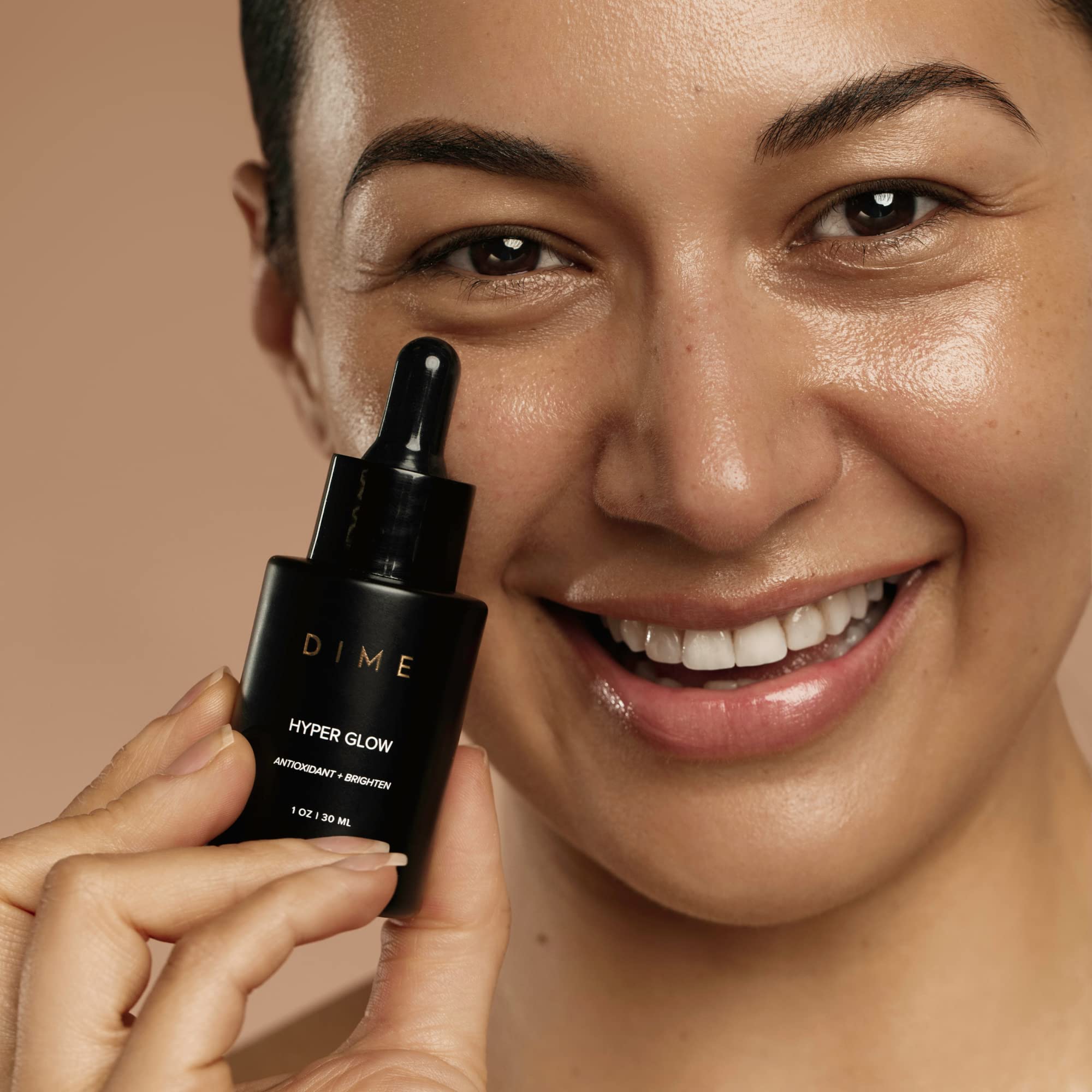 DIME Hyper Glow Serum glow-after-use suggests a luminous complexion.