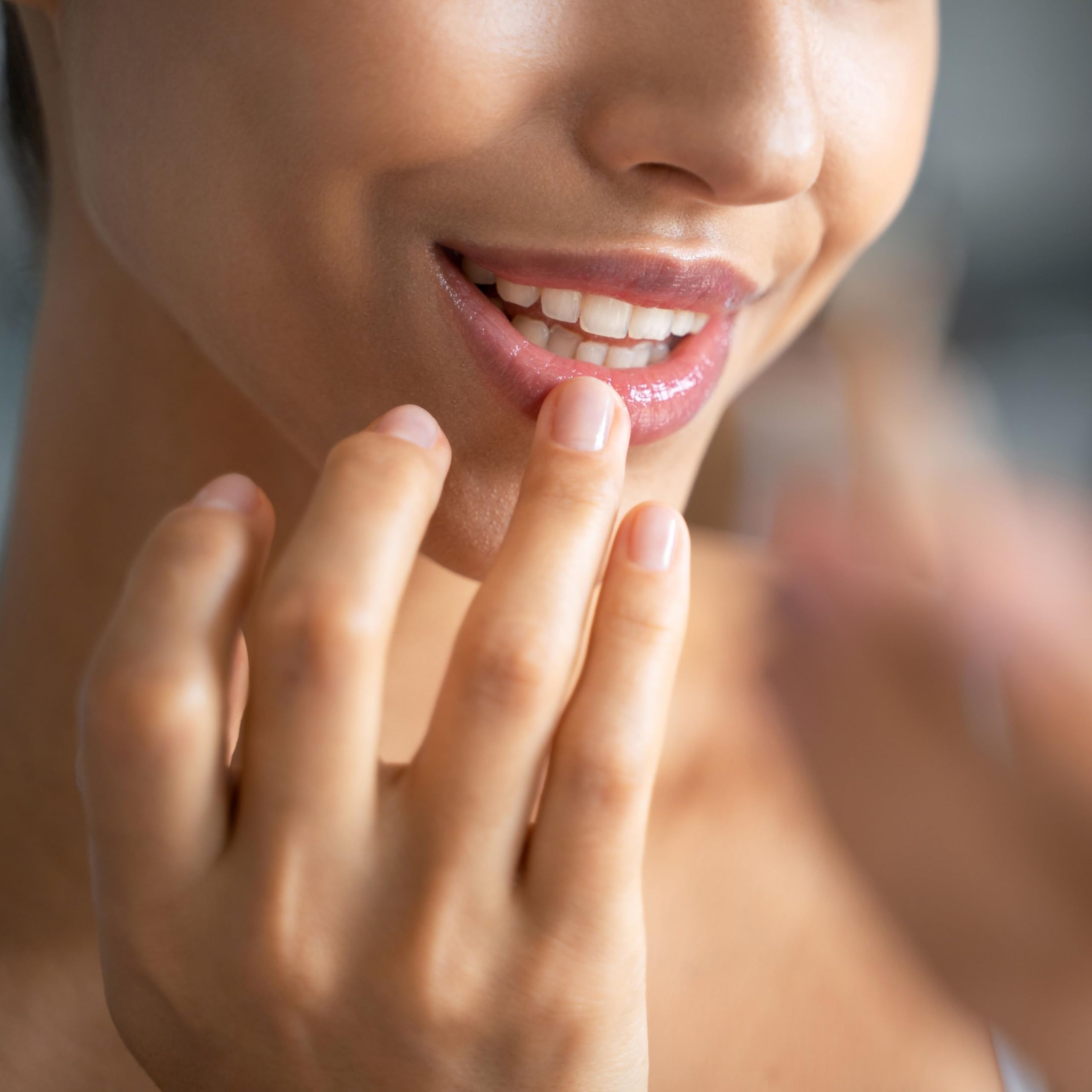 Dionis ingredientes: jojoba, frambuesa y moringa para labios.