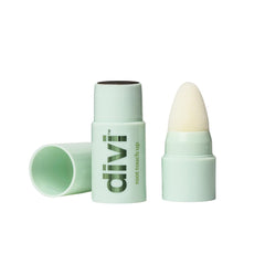 Divi powder swatches display five shade options for shade-matching.
