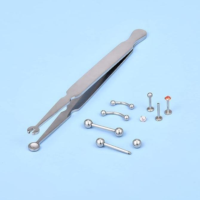 DJCIW clamp tool grip close-up showing secure hold for easy removal.