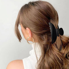DMJHJY rounded-edge acrylic clip for comfortable all-day wear