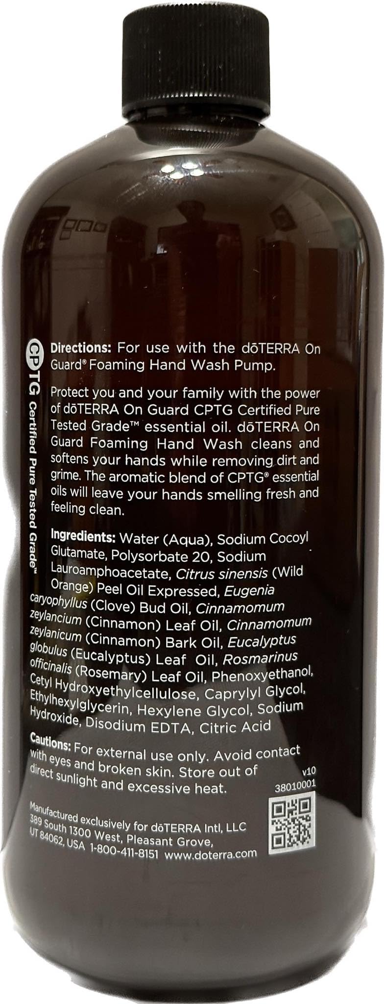doTERRA On Guard foaming hand wash refill packaging exhibiting gentle cleansing and skin-friendly formula