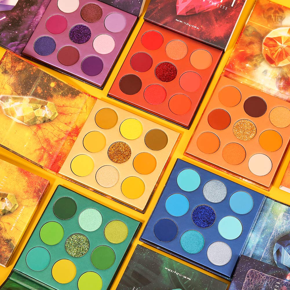 Docolor Gemstone palette compact packaging for easy travel.