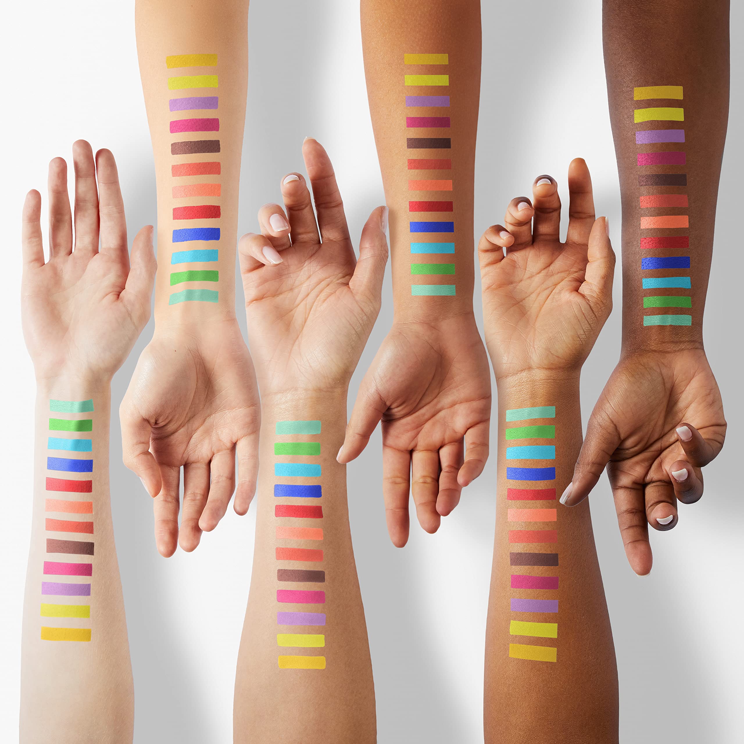 Docolor Gemstone palette wet and dry application versatility.